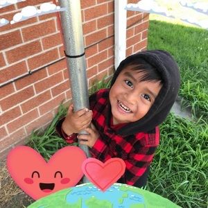 Meet your Posher, Yaneth